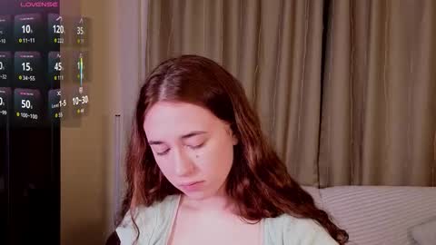 pattiestasny online show from December 18, 5:25 am