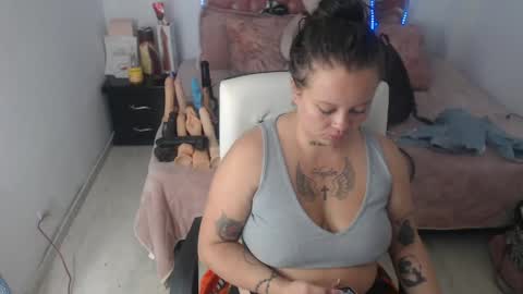 patty squirt87 online show from April 20, 11:35 am