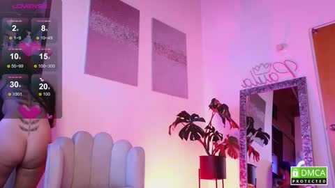 Paula Toro  online show from October 6, 1:07 pm