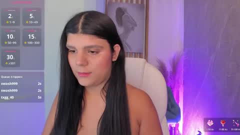 Paulina Belle online show from April 17, 2:30 pm