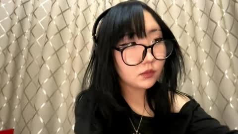 Yuna online show from February 25, 2:42 pm