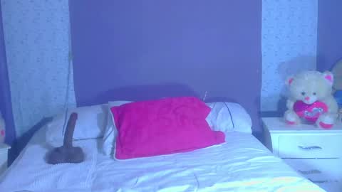 paulina online show from June 6, 8:37 pm