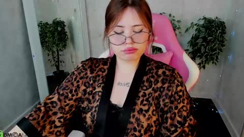 Erica online show from April 12, 9:46 am