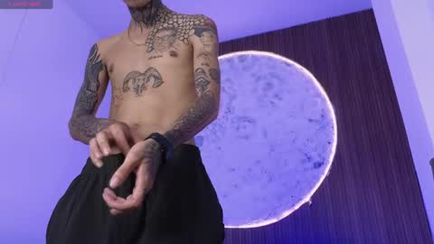 Paulo online show from April 8, 5:54 am