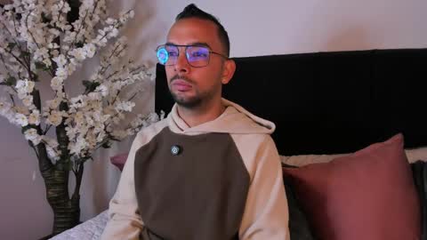 Paulo Da Silva online show from March 30, 10:15 am