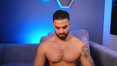 Paul Phoenix online show from February 9, 8:22 pm