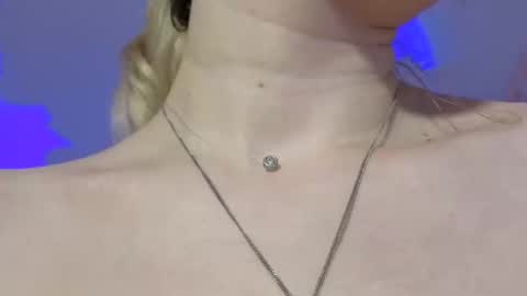 PawsClawss online show from December 21, 11:44 pm