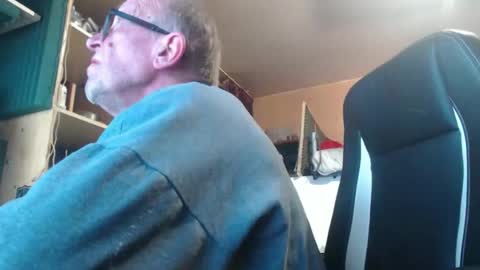 pc8474408 online show from March 16, 7:18 pm