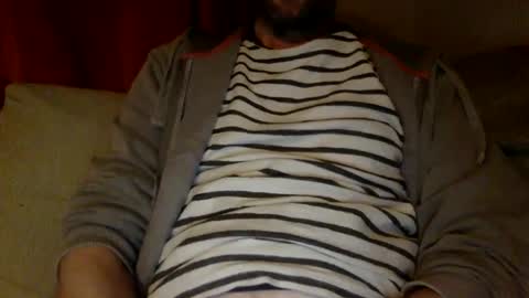 Snapshot of pea23 chatting on February 21, 8:49 pm pea23 online show from February 21, 8:49 pm