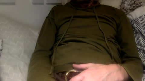 Snapshot of pea23 chatting on December 8, 7:00 pm pea23 online show from December 8, 7:00 pm