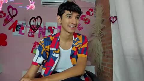 peach tyron online show from February 14, 5:36 pm