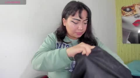 Peachy   online show from April 17, 5:10 am