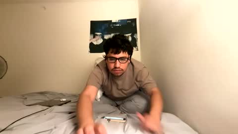 peachyboi1 online show from March 8, 2:04 am