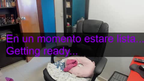 Tangerine Penaut online show from February 15, 8:18 pm