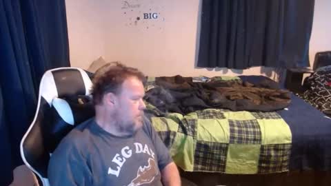 pecker40 online show from December 22, 10:25 pm