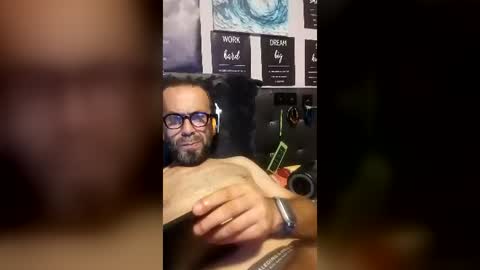 pedrocoelhopio online show from June 13, 1:38 am