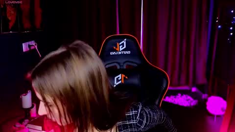 Pella online show from November 12, 12:24 am