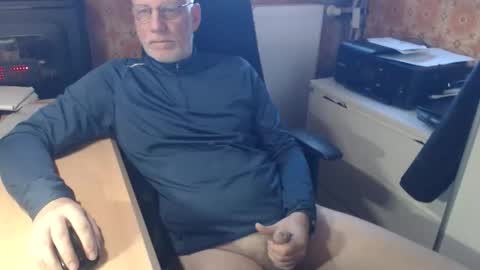 Pemue65 online show from February 9, 7:56 am