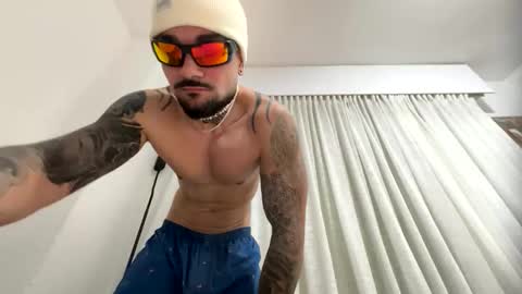 penebunny online show from December 16, 5:03 am