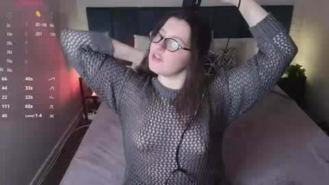 Hi  Im Peneloppa online show from December 2, 10:52 pm