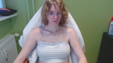 Penny online show from December 3, 7:53 am