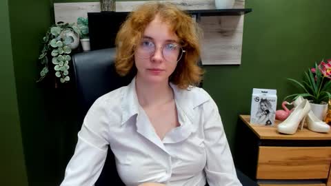 Snapshot of penny_lust chatting on October 14, 6:27 am Penny online show from October 14, 6:27 am