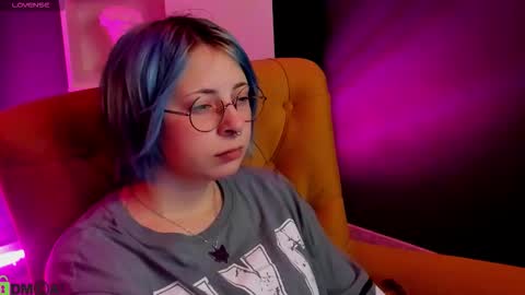 Snapshot of penny_stanley chatting on October 3, 2:43 am penny online show from October 3, 2:43 am