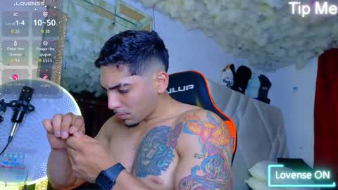 Snapshot of perfec_king00 chatting on October 4, 8:28 pm Jacob online show from October 4, 8:28 pm