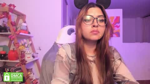 Sarah Ana Banana online show from September 30, 2:33 am