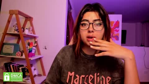 Sarah Ana Banana online show from April 5, 10:12 am