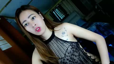 Sweet Gwen online show from February 4, 7:45 am