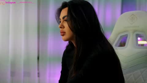 Dee online show from January 19, 12:15 pm