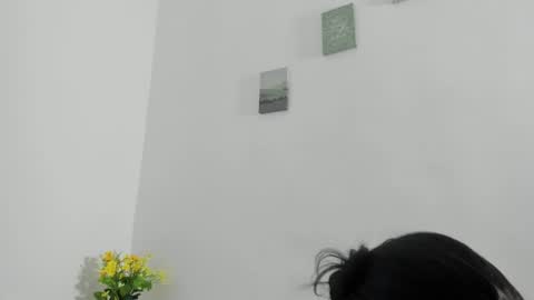 Perla mistc online show from March 30, 5:13 pm