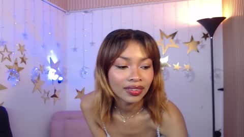 Perla online show from September 11, 3:19 am