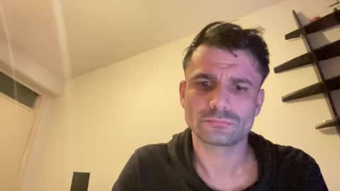 persianprince_13 online show from May 16, 1:24 am