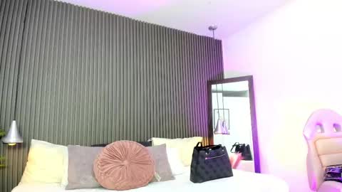 Lizza online show from October 25, 11:31 am