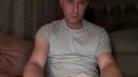 Peter19 online show from May 19, 8:38 pm