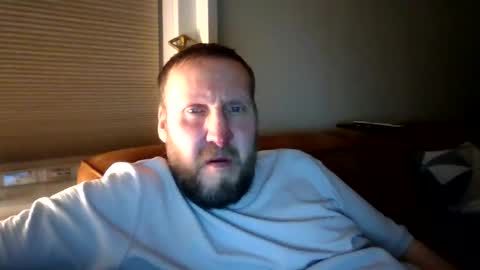 jelle online show from January 11, 1:33 am