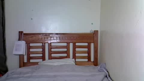 Charm online show from April 18, 7:58 pm