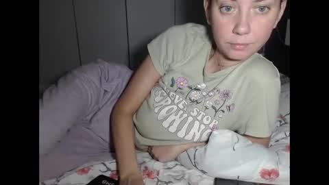 petite_danielle online show from October 1, 11:03 pm