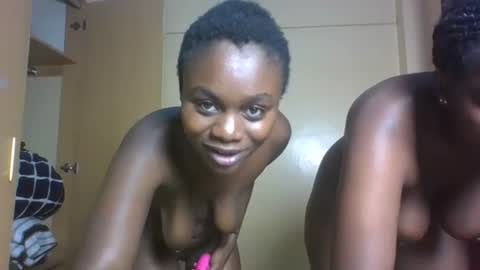 linsey online show from April 15, 8:50 am