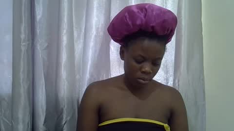 petite_melan online show from October 26, 1:34 pm