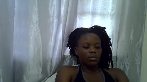 petite_melan online show from November 6, 10:07 am