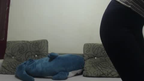 cosmina online show from December 22, 2:24 pm