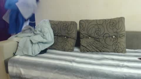 cosmina online show from December 10, 1:11 pm