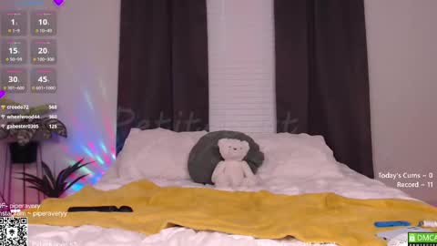 PiperAvery online show from September 16, 12:34 am