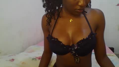 diva online show from March 29, 8:38 am