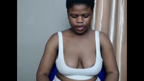 Call Me KiKi online show from July 27, 2:31 am