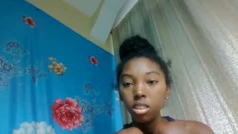 phaosiiia online show from June 27, 12:22 pm