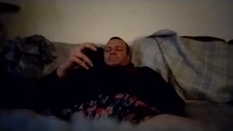 phatbratz online show from March 7, 8:45 am